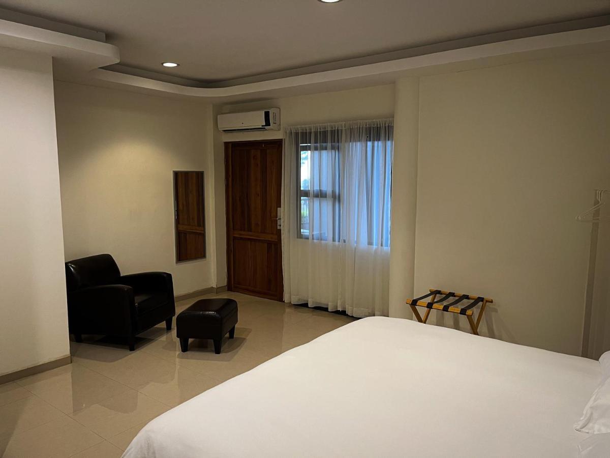 Quesada  Legacy Boutique Hotel מראה חיצוני תמונה